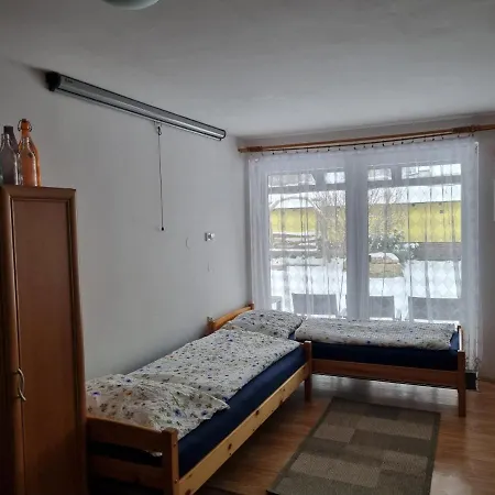 U Našich 3*